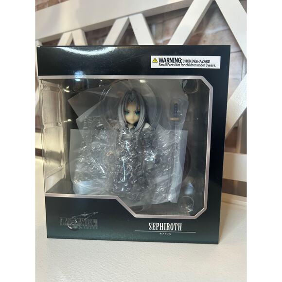 Sephiroth Final Fantasy - Picture 2 of 7